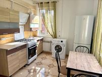 # Продам 1/3 частину будинку на Басів Куті