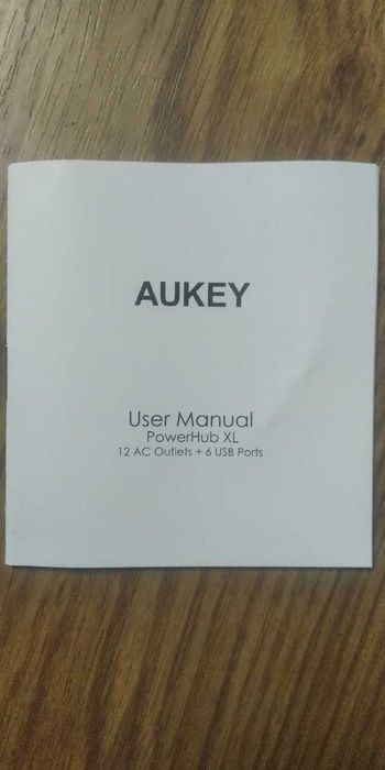 Listwa Aukey 12 gniazd 230 V 6 USB
