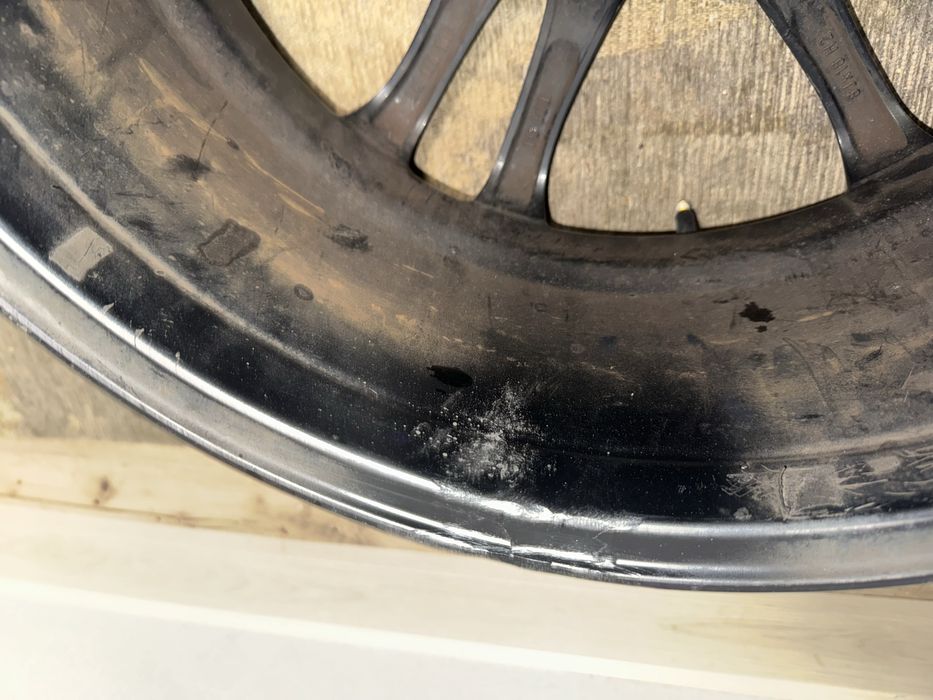 Диски r18 5x120  8j ET30