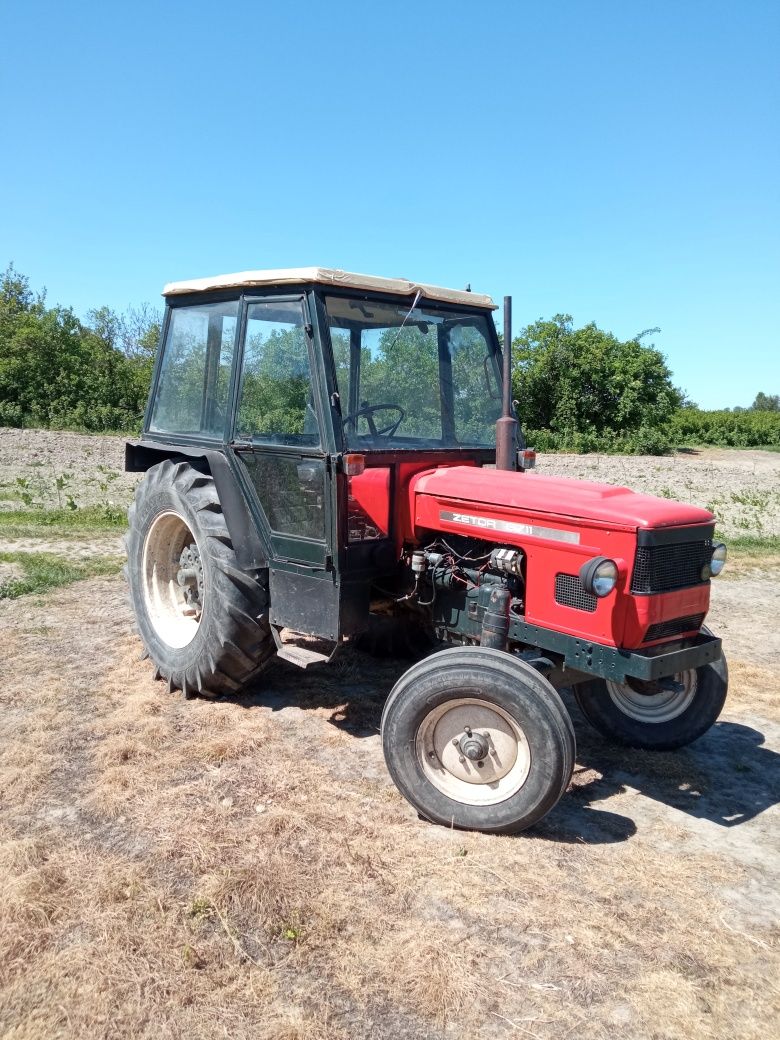 Ciągnik rolniczy Zetor 6711