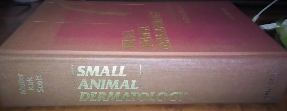 VETERINÁRIA - Small Animal Dermatology 4th Ed. - Muller, Kirk & Scott