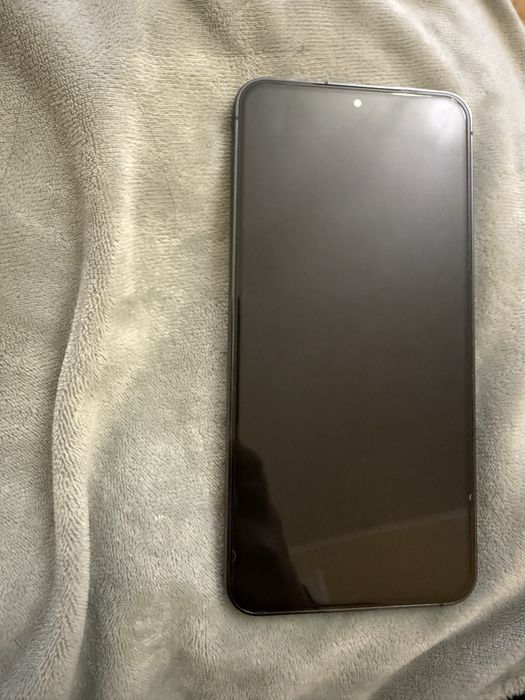 Продам телефон Samsung S23