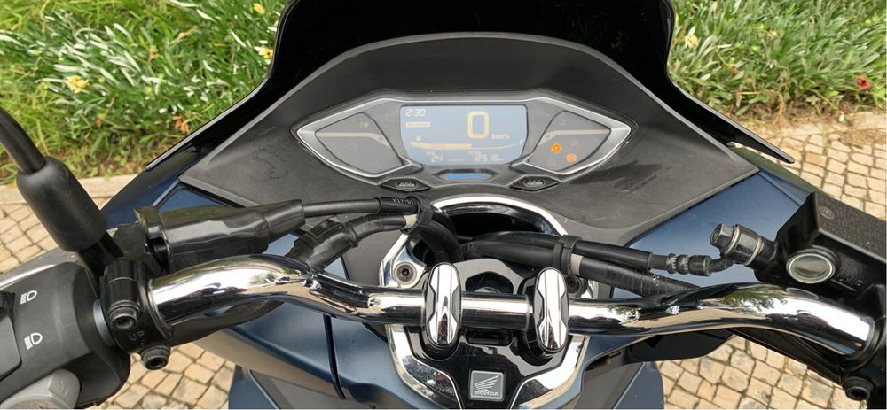 * Honda PCX 2024 — 12 000 Km*