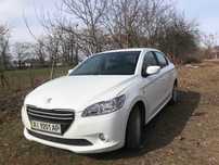 Автомобіль Peugeot 308 1.6 5дв. хэтчбек