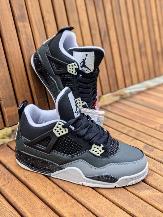 Nike Air Jordan 4 Retro Black