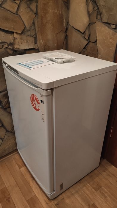 Продам морозильную камеру STINOL