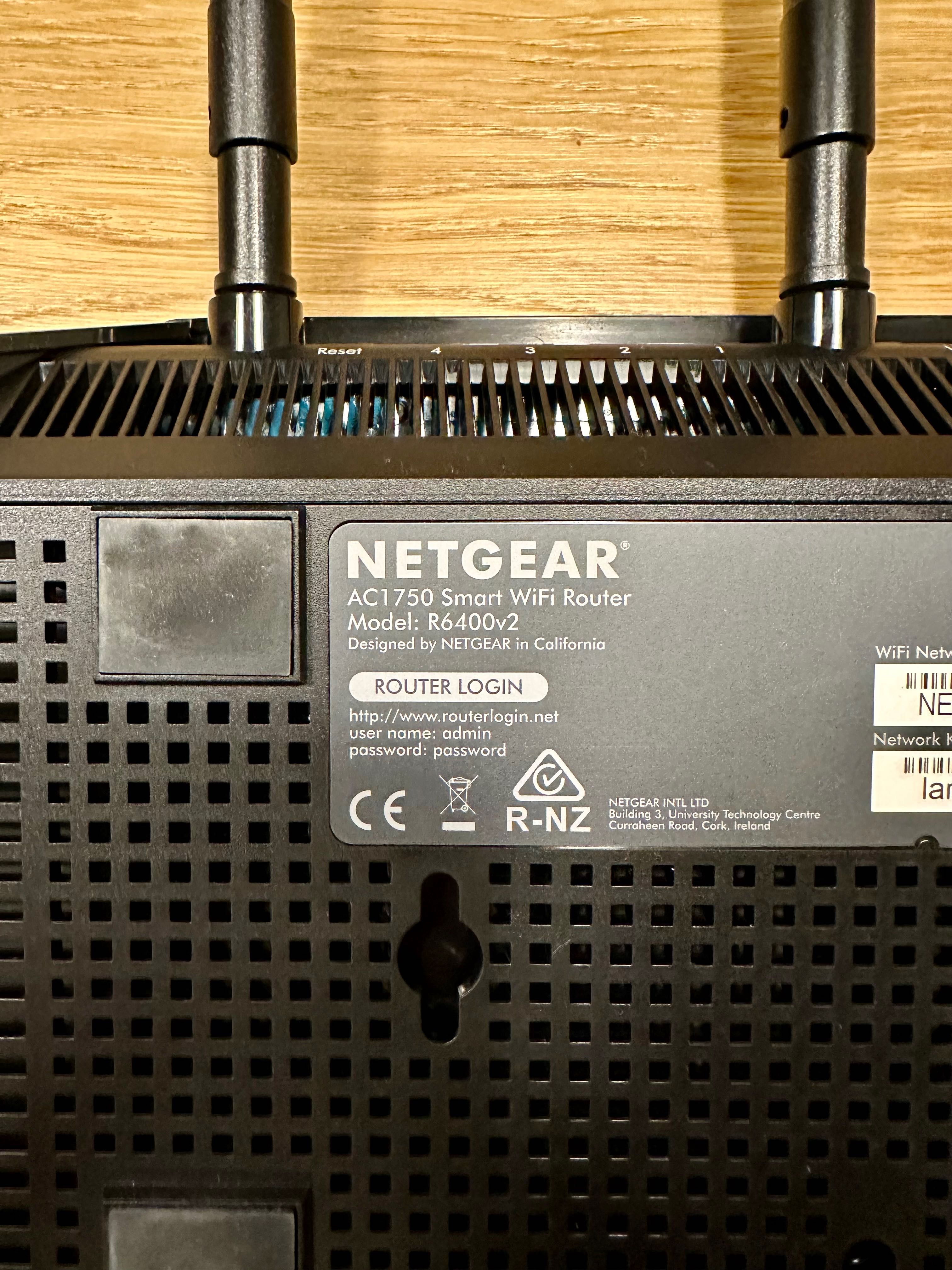 Router Netgear R6400 (1750Mb/s a/b/g/n/ac, 2xUSB)