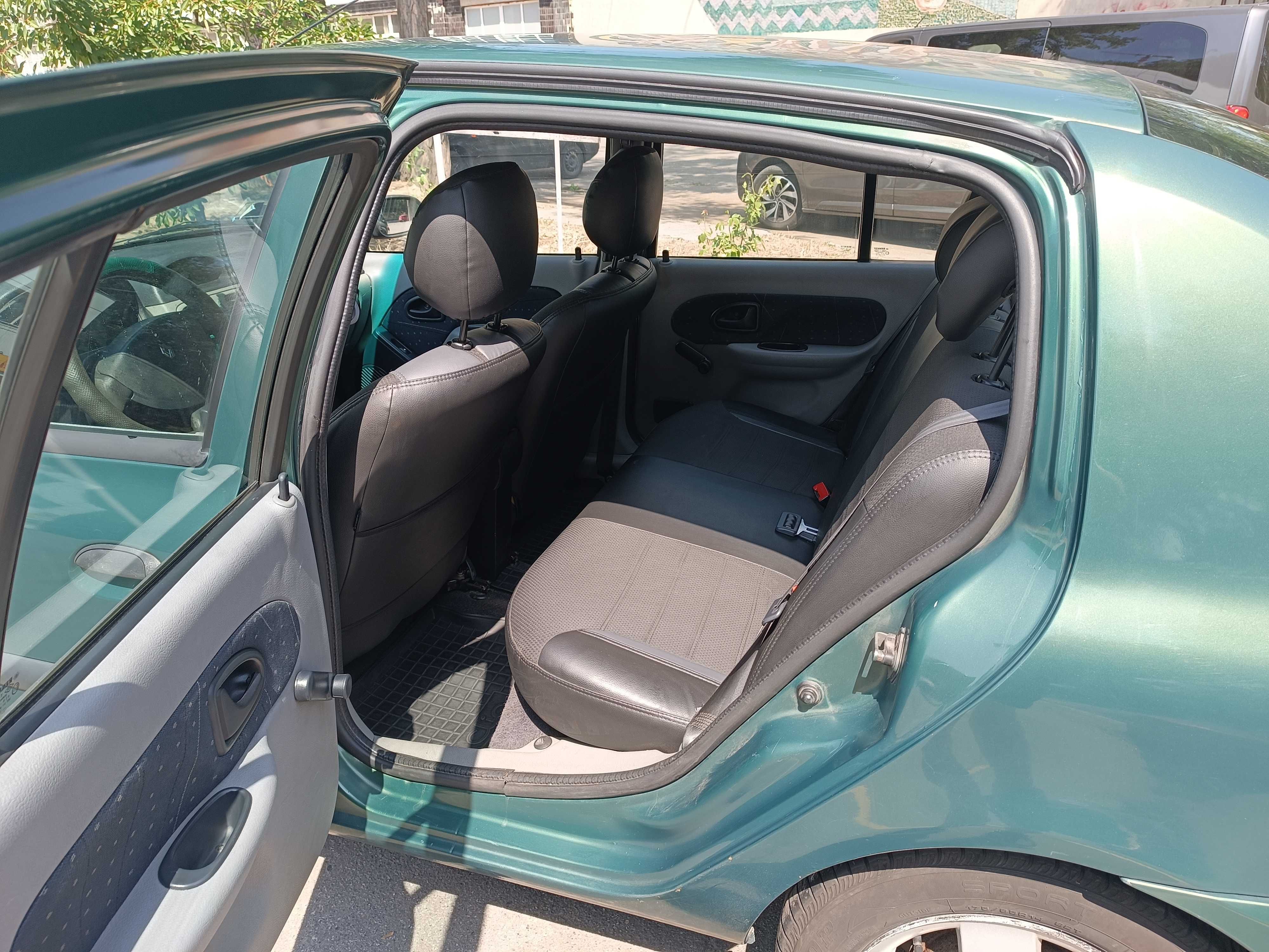Renault Clio Symbol 2003р 1,4 16V