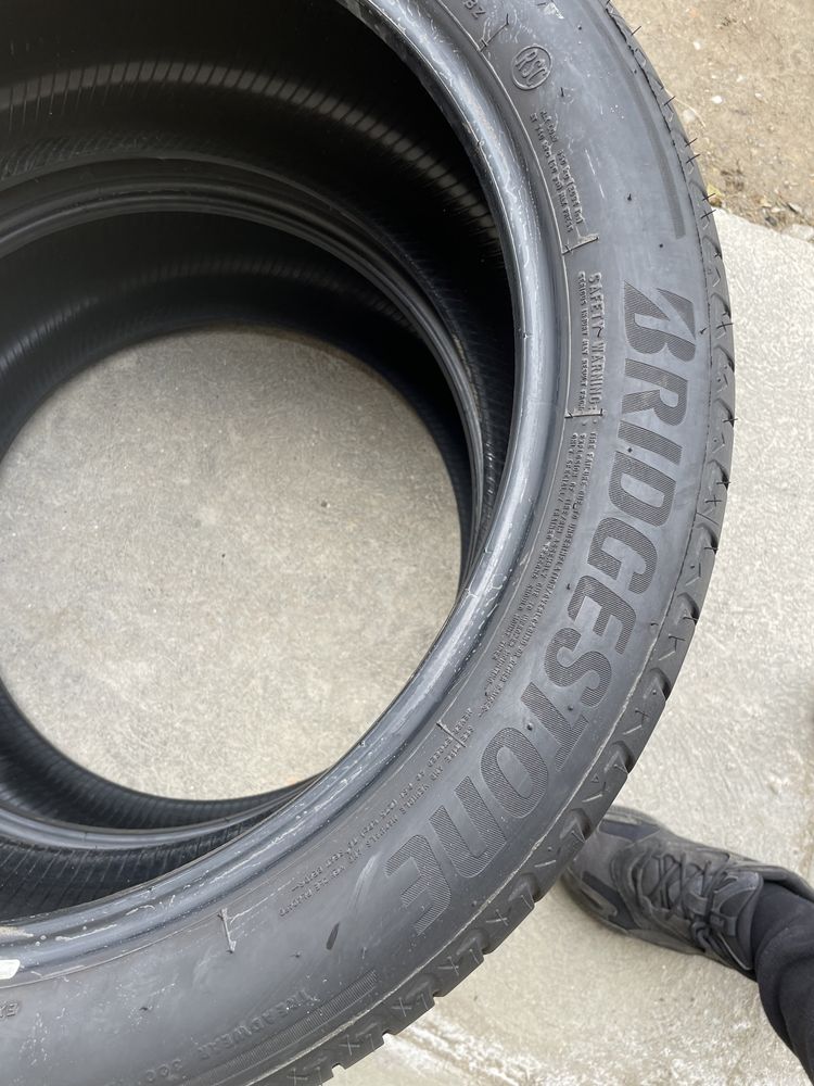 275/40/20 Bridgestone Alenza 001 RSC