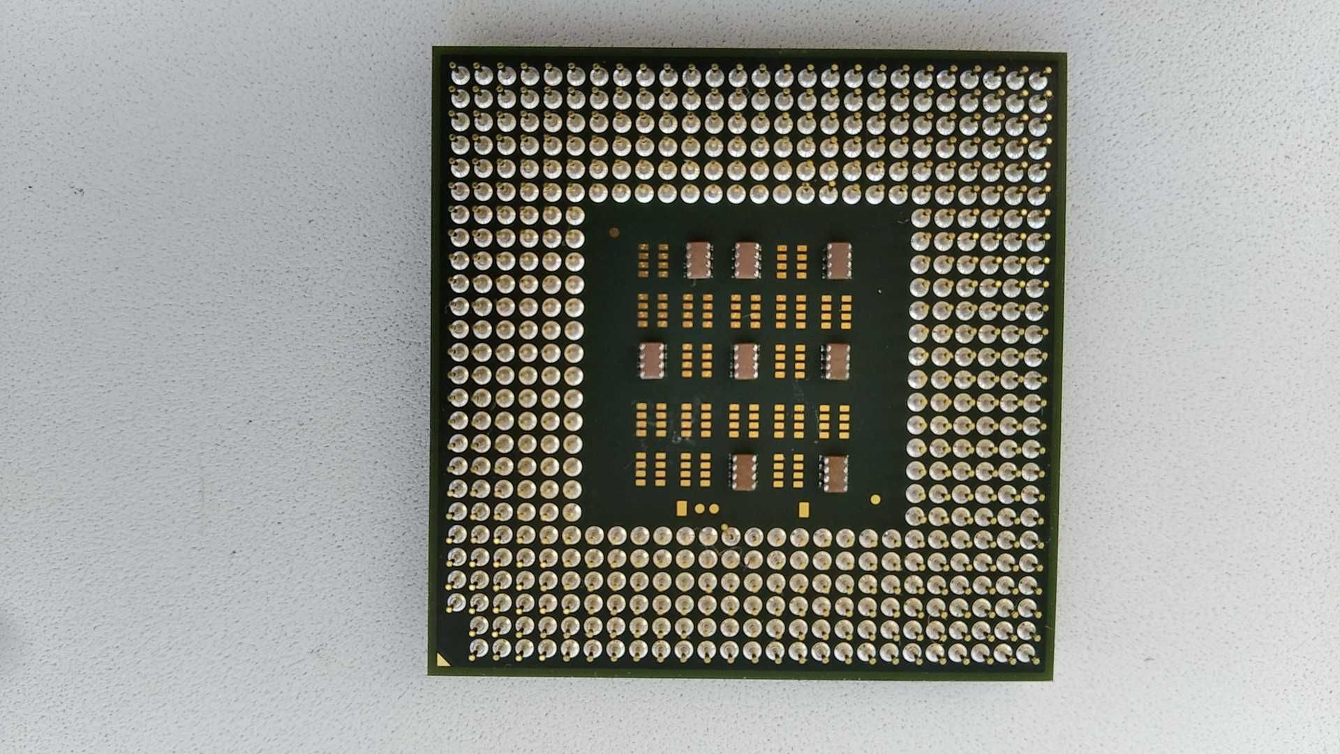 Процессоры AMD Sempron SDA2800A103BX и Intel Celeron 2.4GHz и 1.7GHz