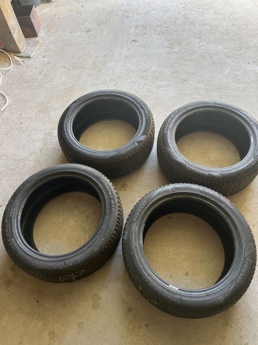 Opony Pirelli all season