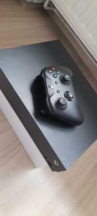 XBOX ONE X + 1pad+ okablowanie