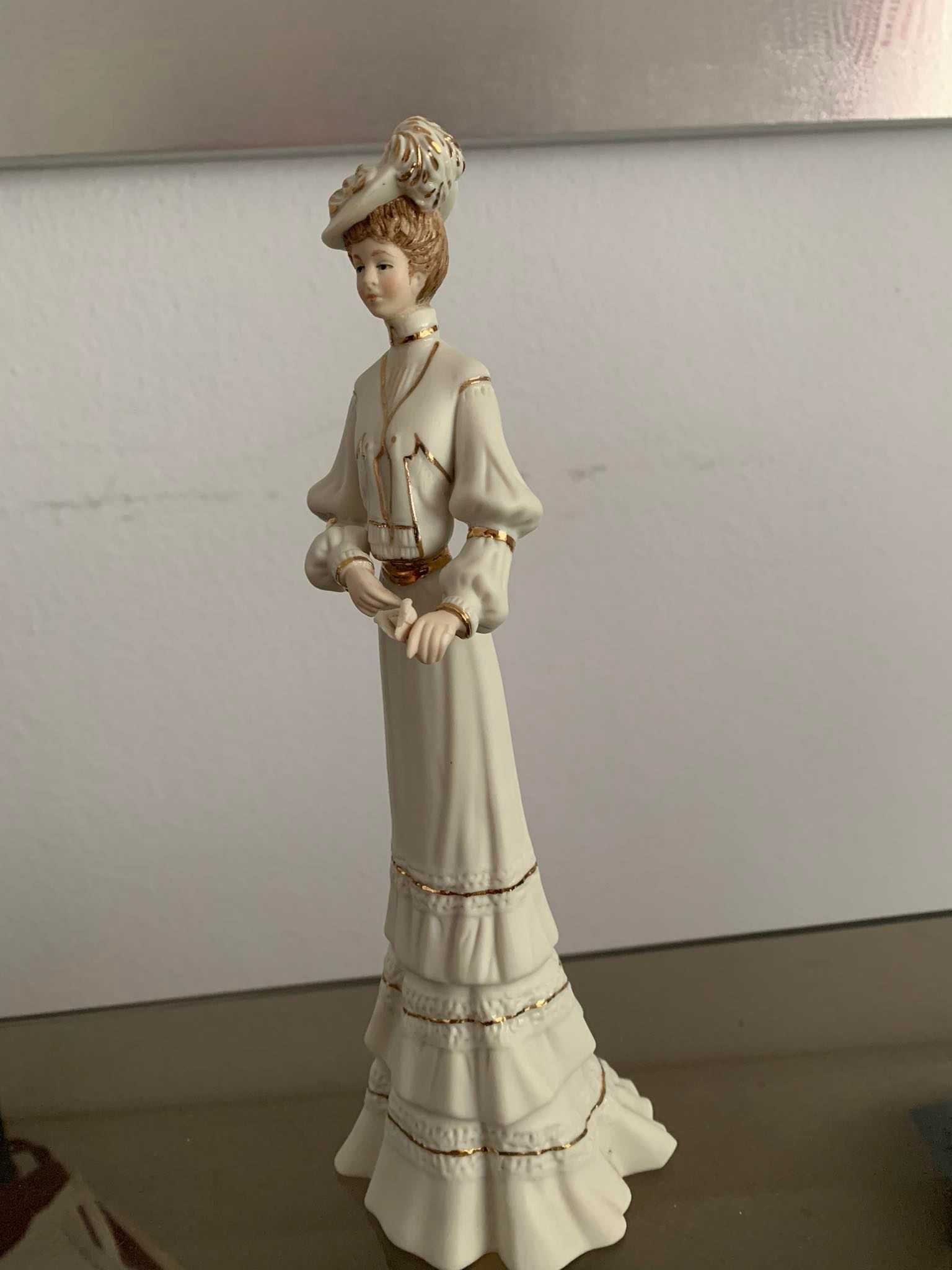 Bonecas em porcelana CADA