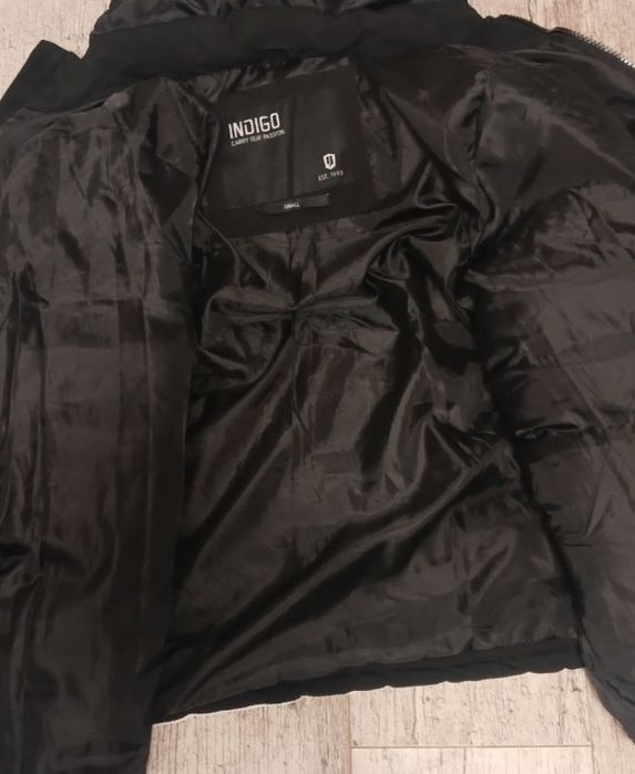 Продам зимову куртку