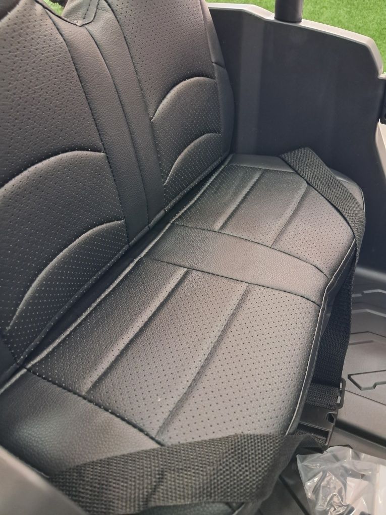 Jipe 4x4 24v carro elétrico criança