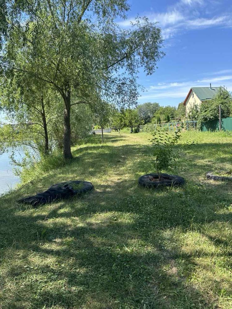 Продаж заміського будинку Жердова