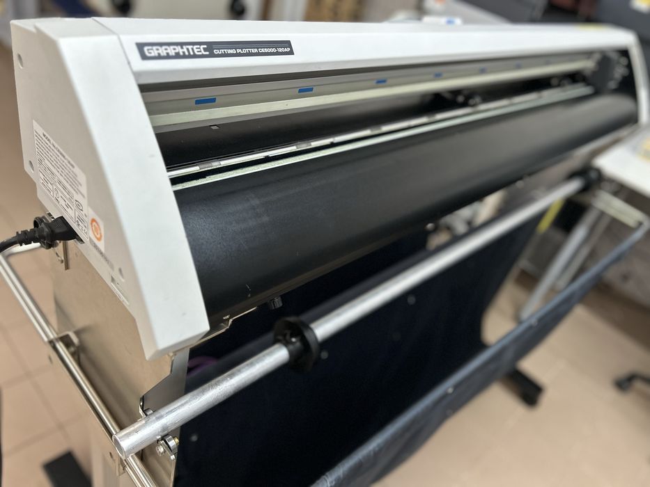 Plotter Graphtec CE5000 com 1,20m