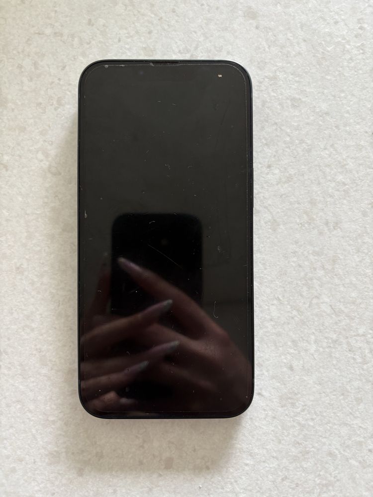 iPhone 13 128 GB – Midnight – Stan bardzo dobry – bateria 92%