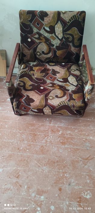 Продам крісло б/у