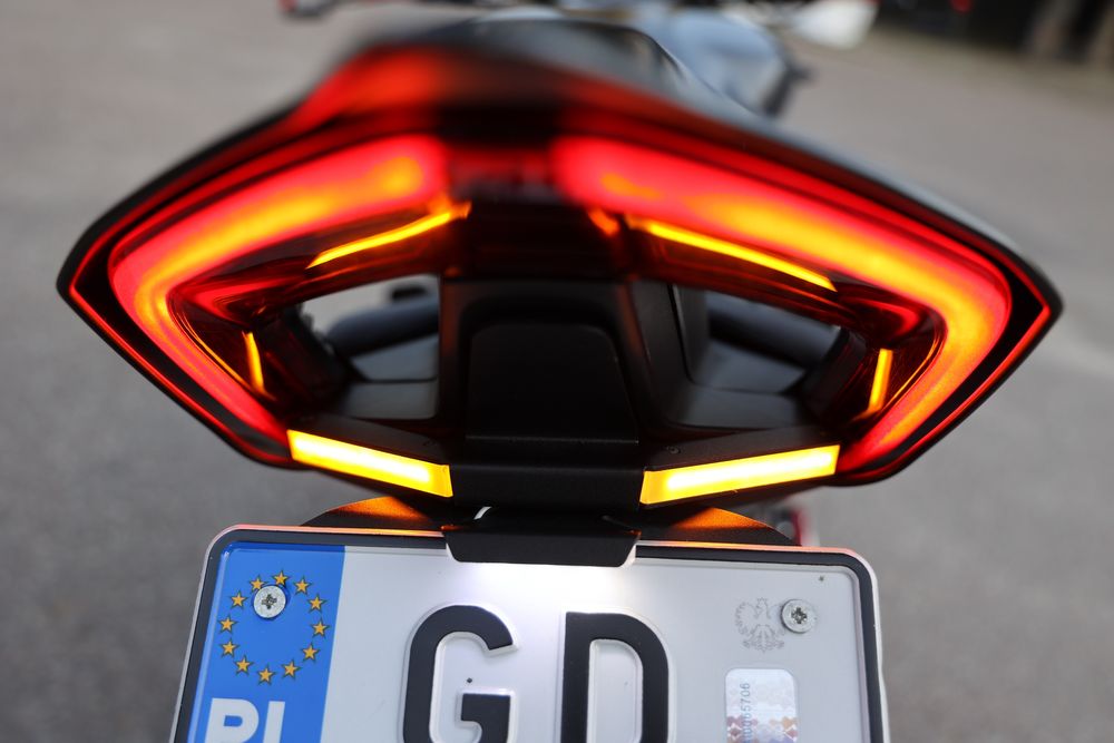 Ducati Streetfighter V4S salon polska