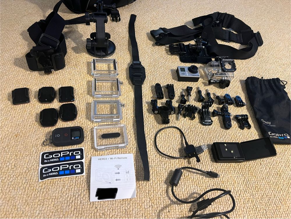 Go Pro Hero 3 z zestawem akcesoriów, kartą SD,chesty, ekranem, pilotem