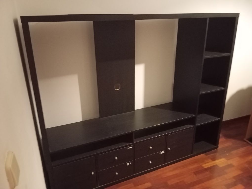 Vende-se móvel de tv