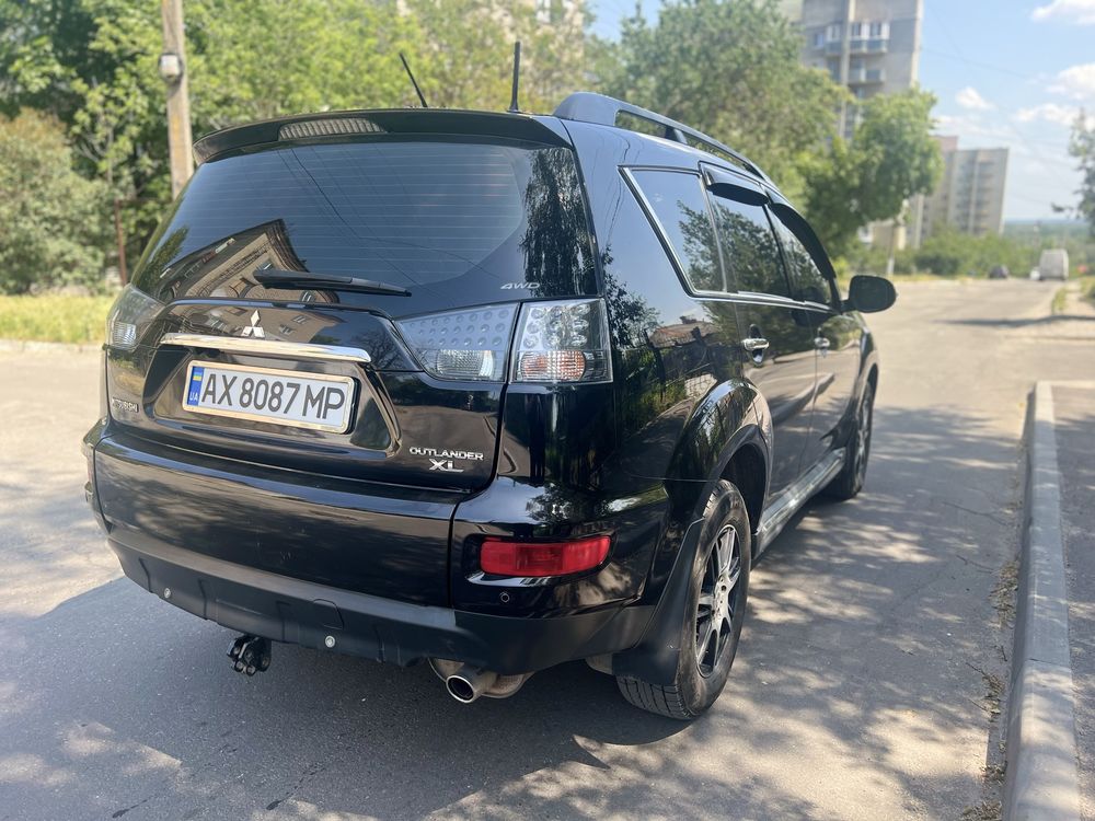 Mitsubishi outlander xl