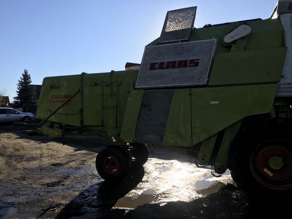 Комбайн Claas Mercator 75.
