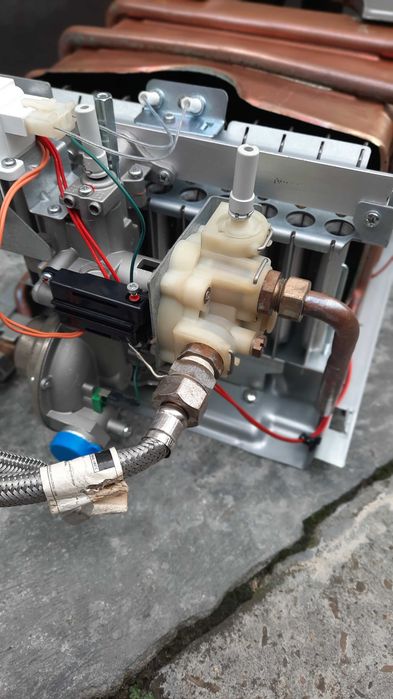 VAILLANT Grup газова колонка автомат економна Saunier Duval Європа ЄС