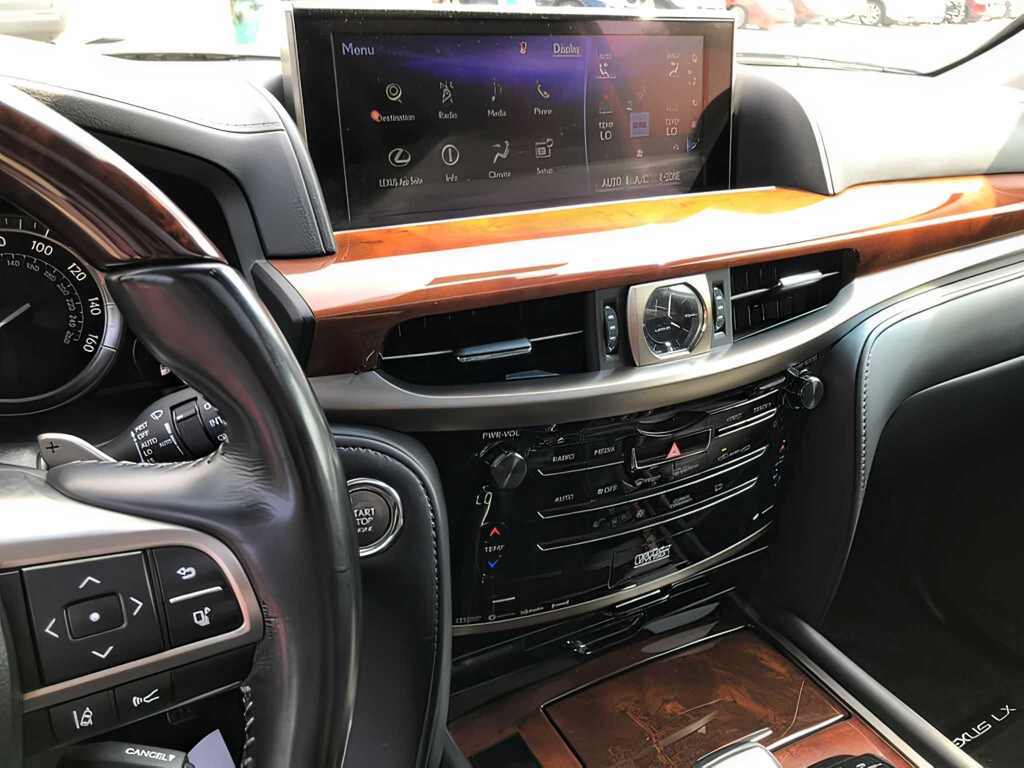 2016 Lexus LX 570