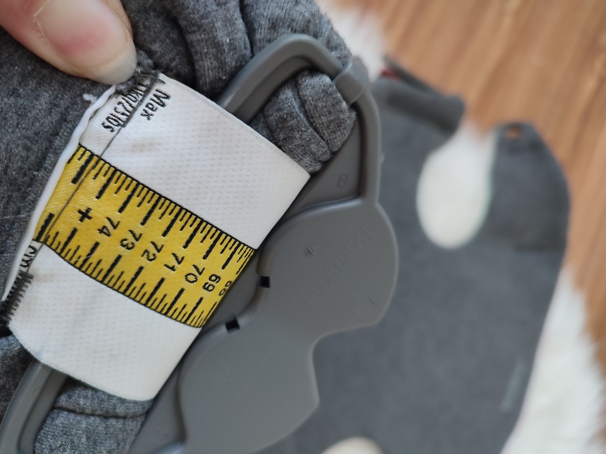 Рюкзак-кенгуру Baby Bjorn Mini 3D Jersey сірий від 3,2 до 11 кг