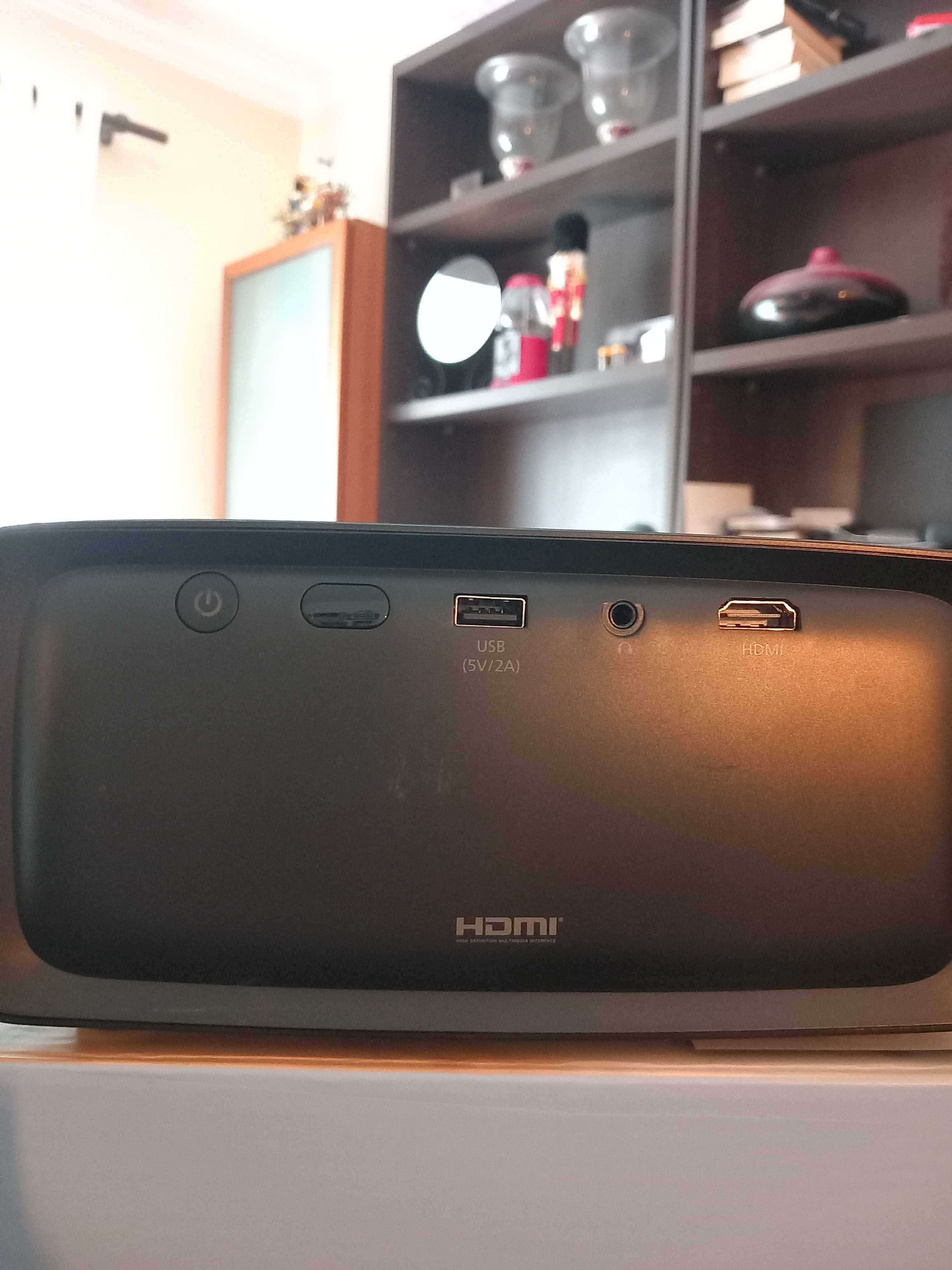 Retroprojector quase novo