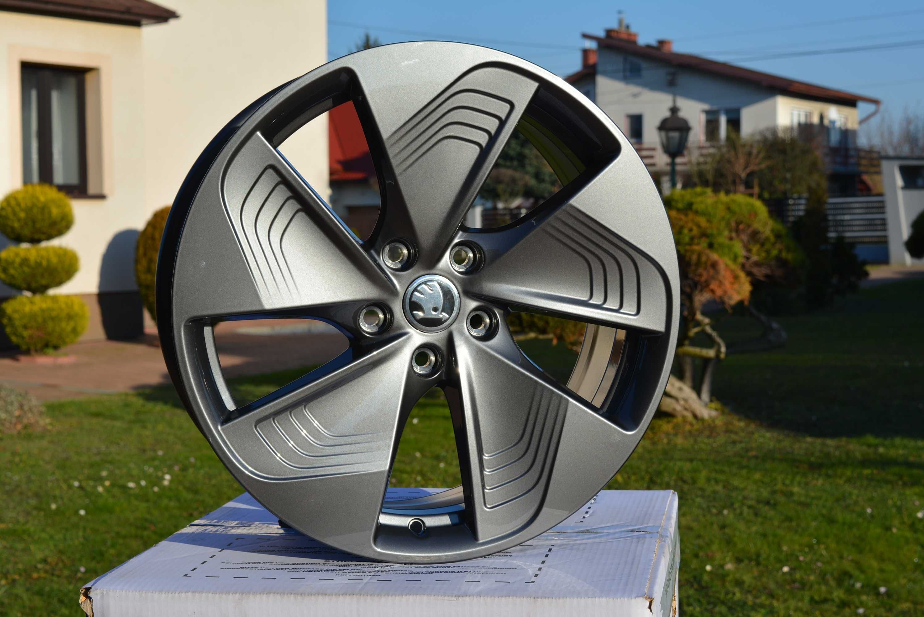 Felgi 18" 5x112 Skoda Octavia Nowe #415