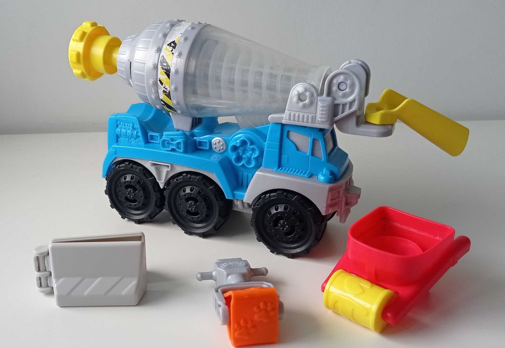 Ciastolina PLAY-DOH Wheels Betoniarka E6891