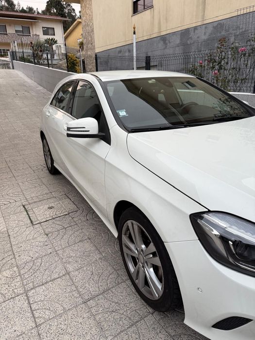 Mercedes-Benz A180d | Excelente estado | 2015 | Nacional  | 68000km