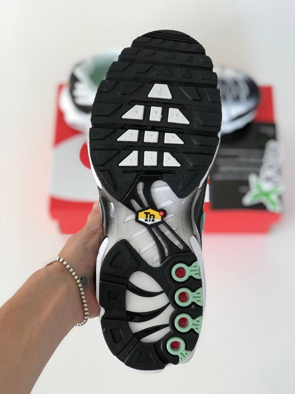 Мужские кроссовки Nike Air Max Tn Black\white\Mint . Размеры 40-45