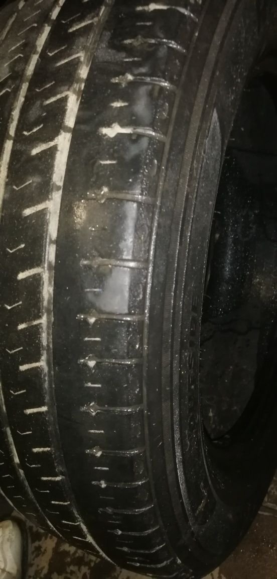 Шина 1шт роспаровка Hankook 205/65R16c.