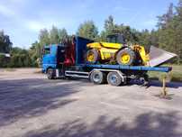 Transport hakowiec z hds, ruchoma podłoga, transport maszyn, wywóz gał