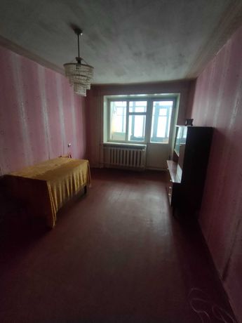 Продам 1 кімнатну квартиру по проспекту Левка Лук'яненко