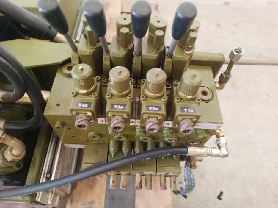 Stacja hydrauliczna + rozdzielacz