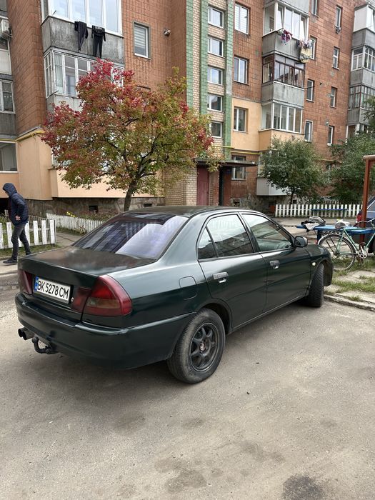 Мітсубісі Лансер на ходу повністю справний