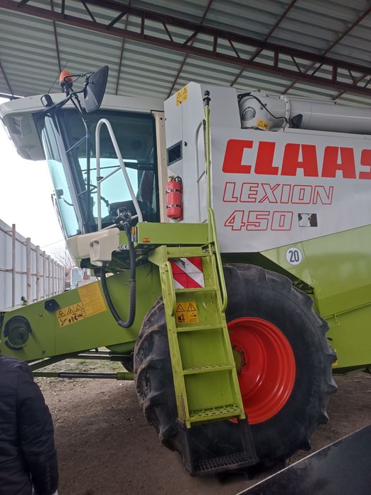 Комбайн LEXION 450
