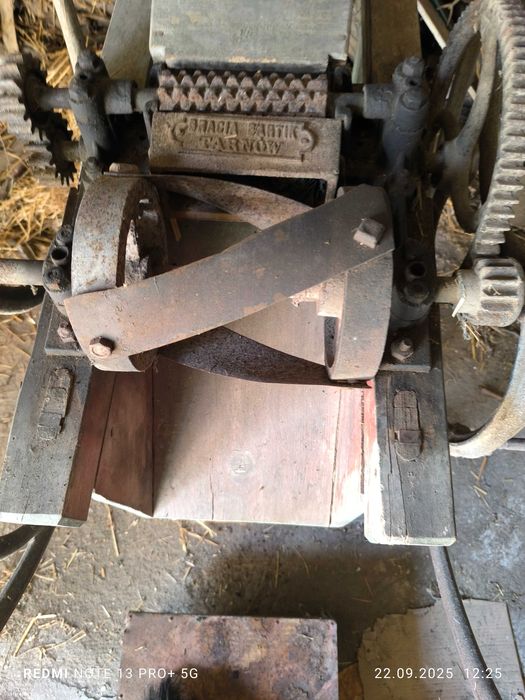 Sieczkarnia do cięcia słomy