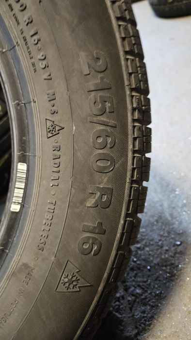 Opony 215.60.16 Continental