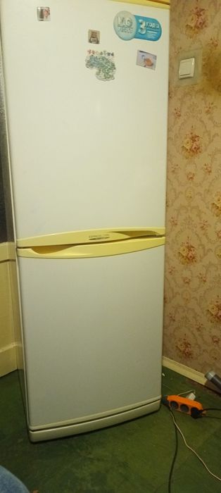 Холодильник в хорошем состоянии