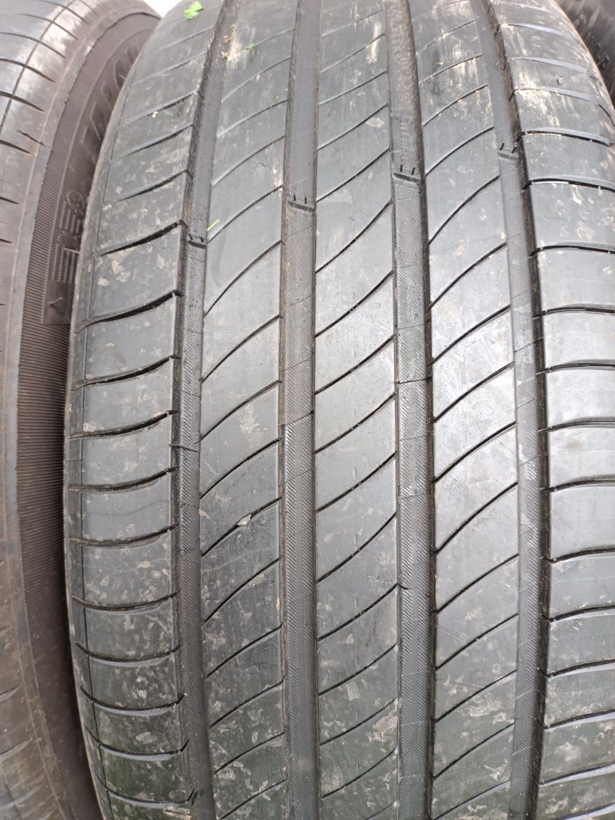 4 x 235/55/19 Michelin 2022r