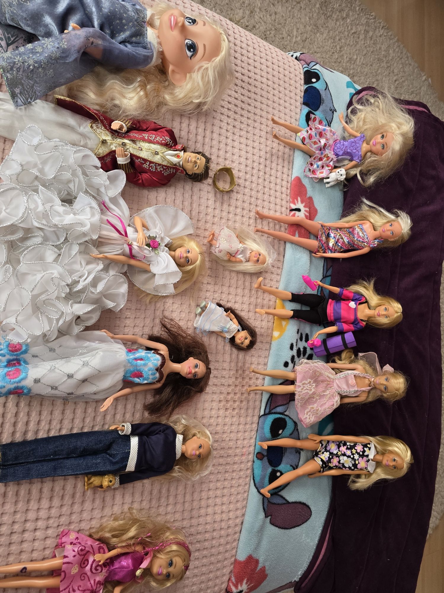 Lalki Barbie i Elsa