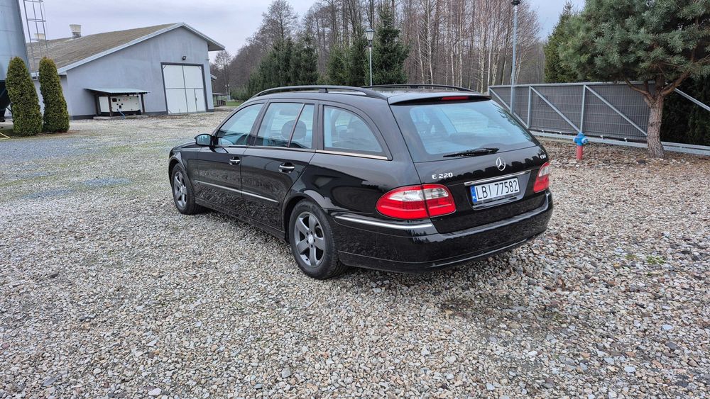 Mercedes E220 CDI 150km manual Avantgarde