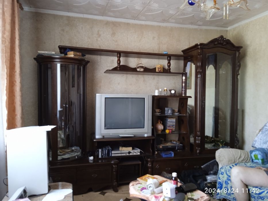 Стенка для зала .