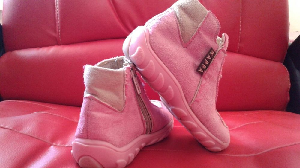 Черевички ботиночки на дівчинку